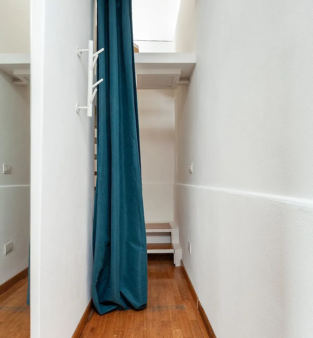 Duplex Luminoso In Zona Residenziale Apartment Milan 0*,