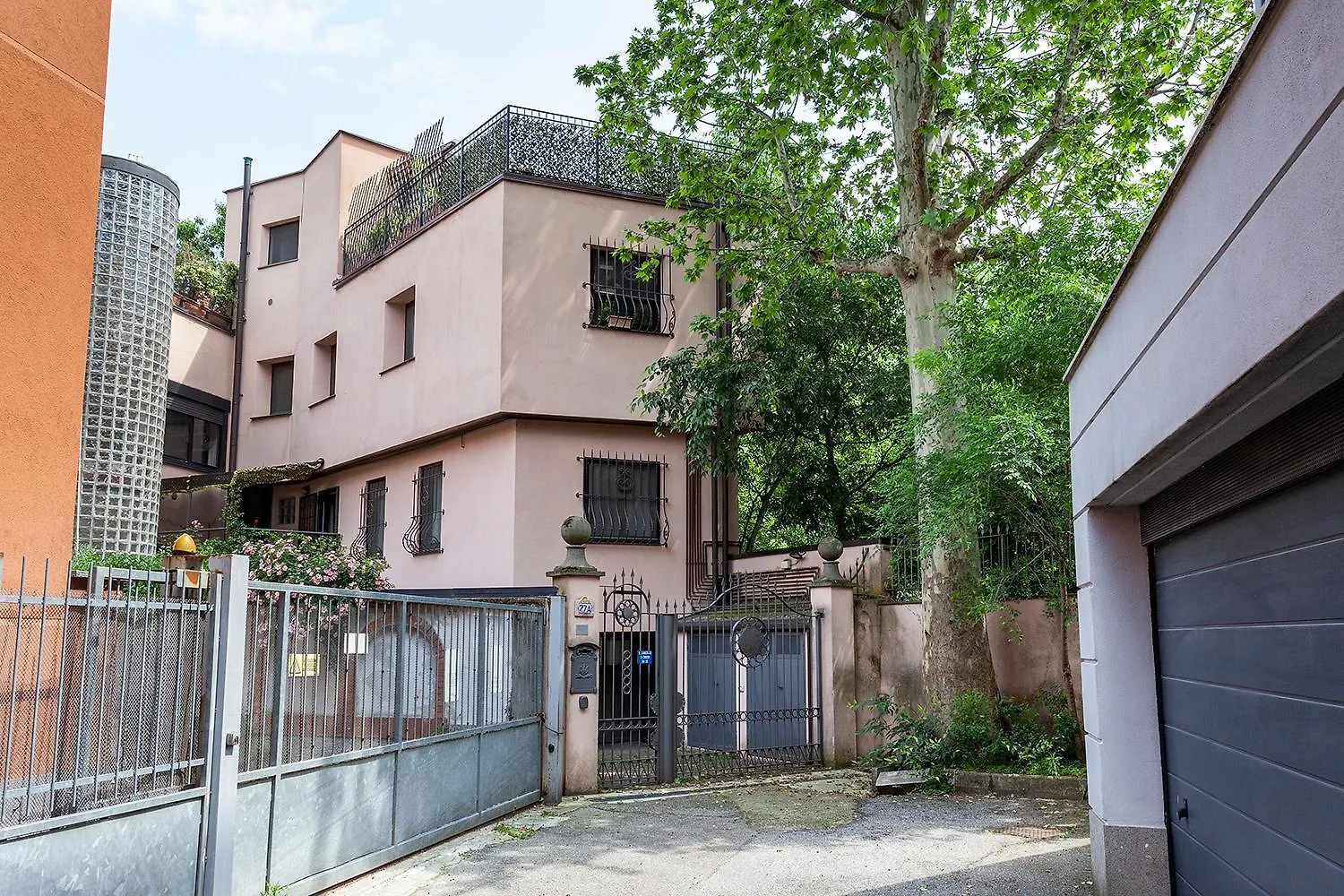 Duplex Luminoso In Zona Residenziale Apartment Milan